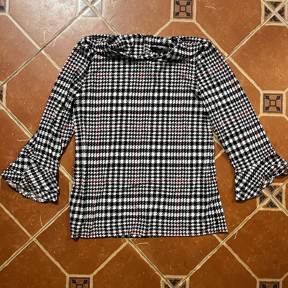 Karl Lagerfeld Black and White Ruffled 3/4 Sleeve Blouse